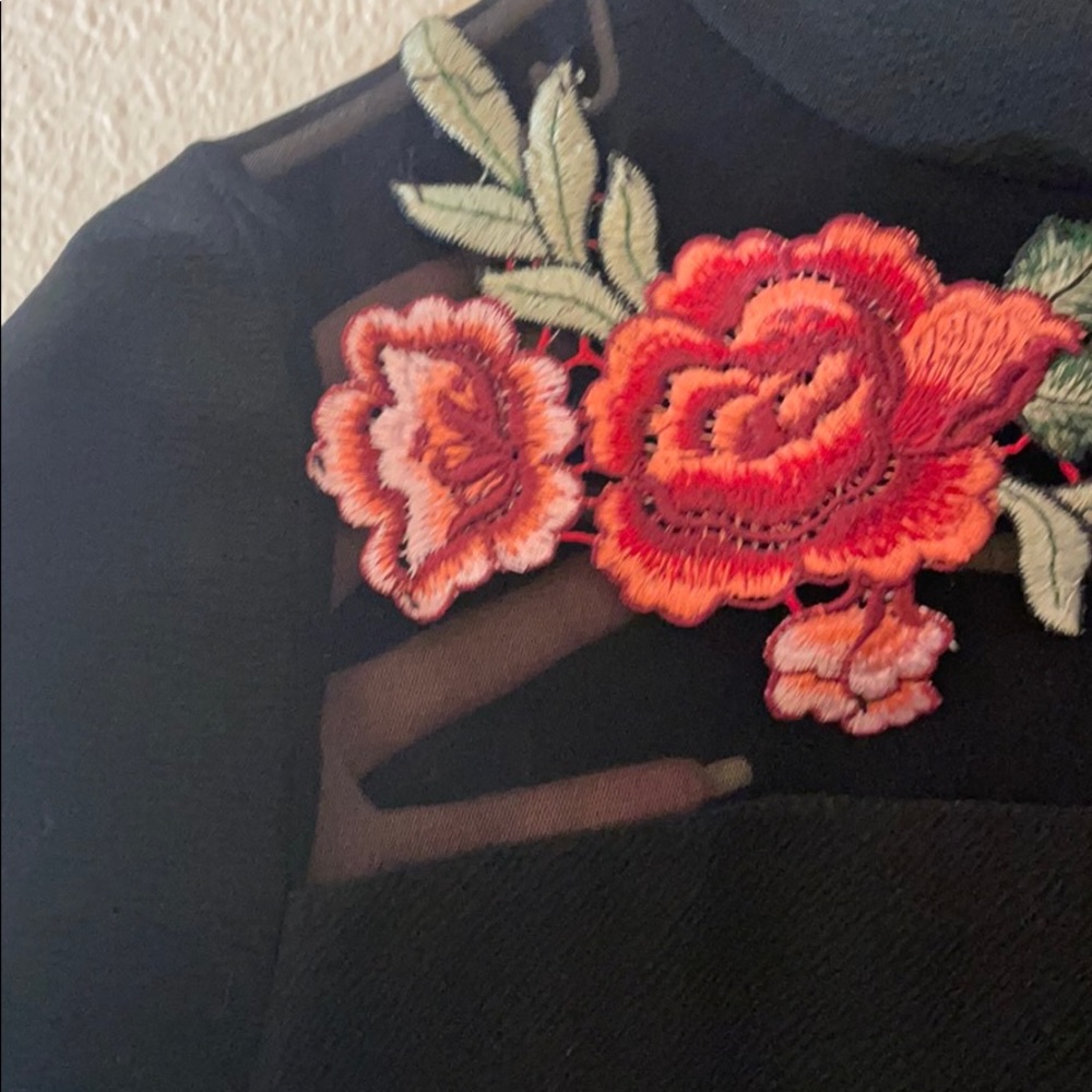 Black floral blouse - Picture 3 of 5